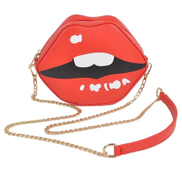 Lips-with-teeth-purse
