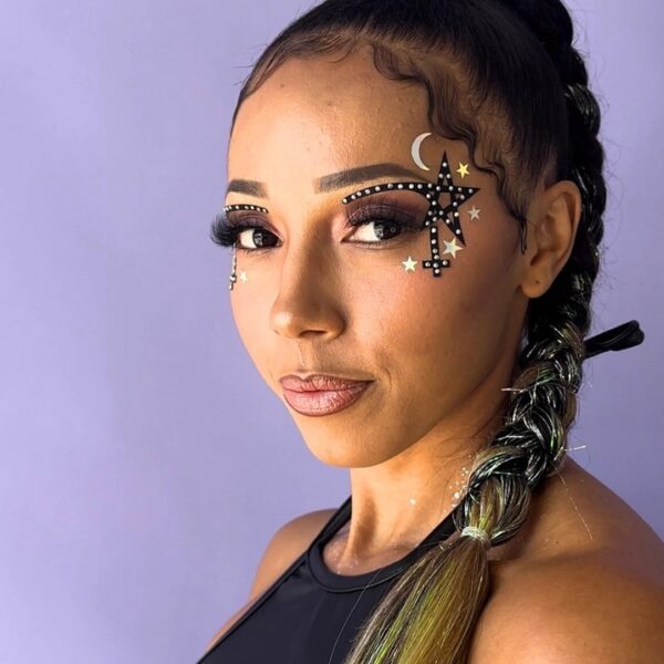 Spellbound-Black-and-Holographic-Graphic-Liner-Face-Jewels-2