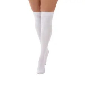 Knee-High-Socks-Whites